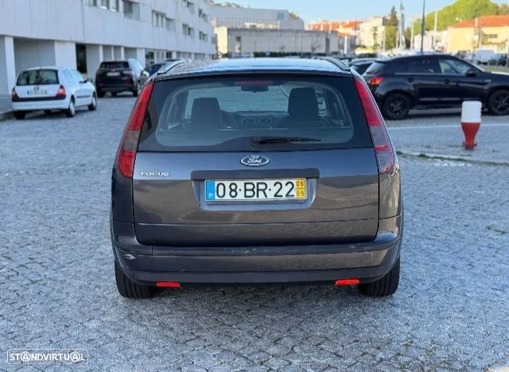 Ford Focus SW 1.4 S - 5