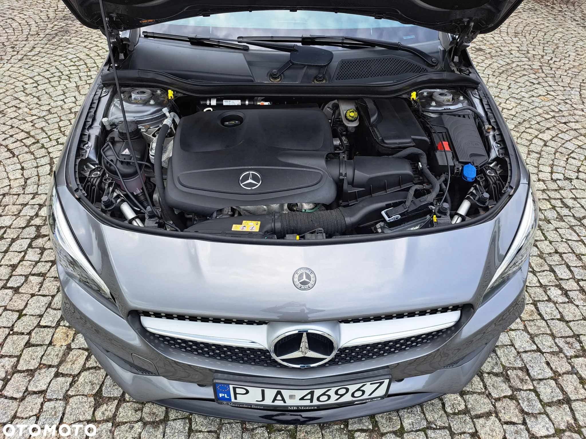 Mercedes-Benz CLA Shooting Brake 200 7G-DCT AMG Line - 18
