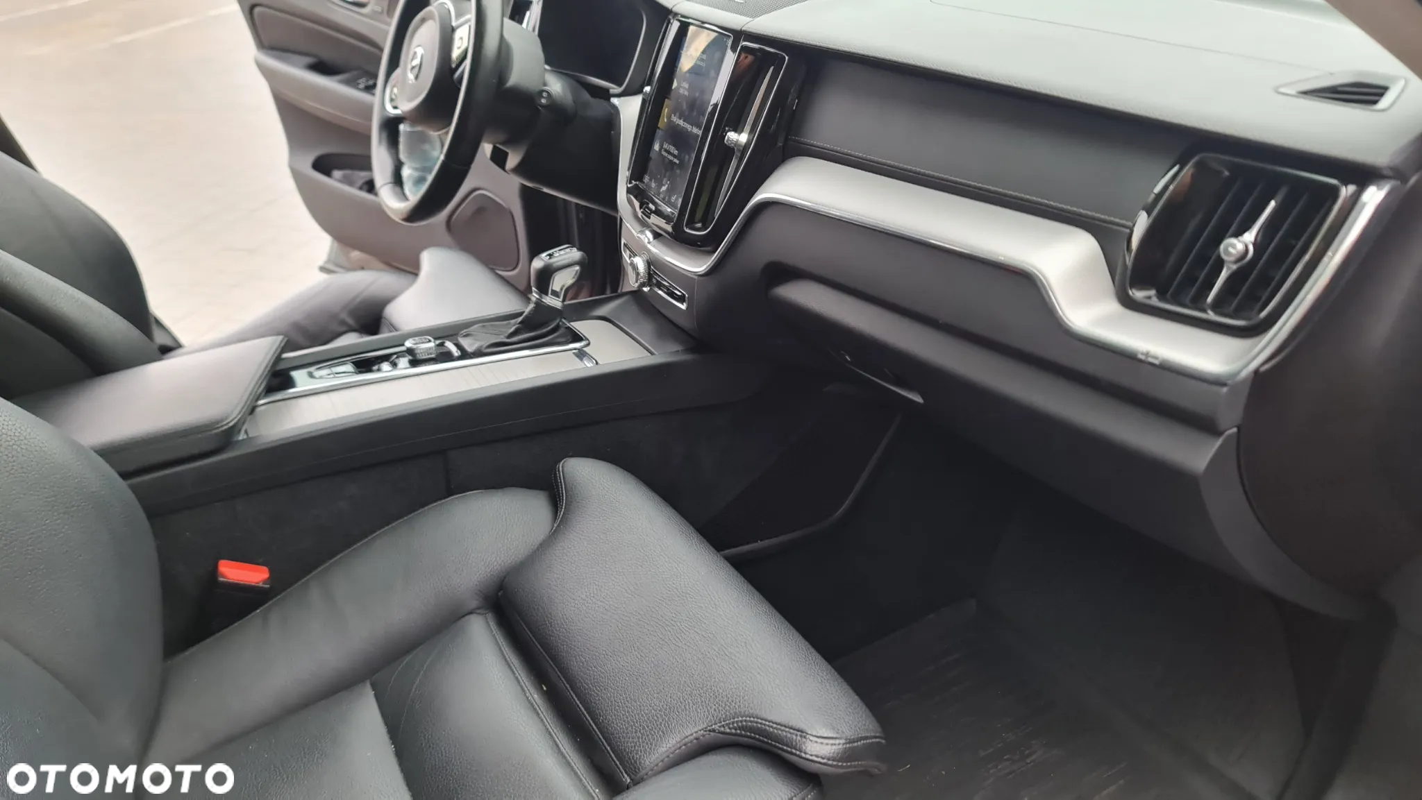 Volvo XC 60 T6 AWD Geartronic Inscription - 16