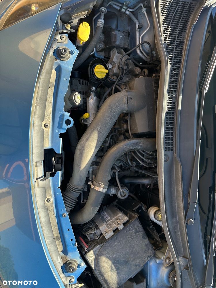 Renault Wind - 15