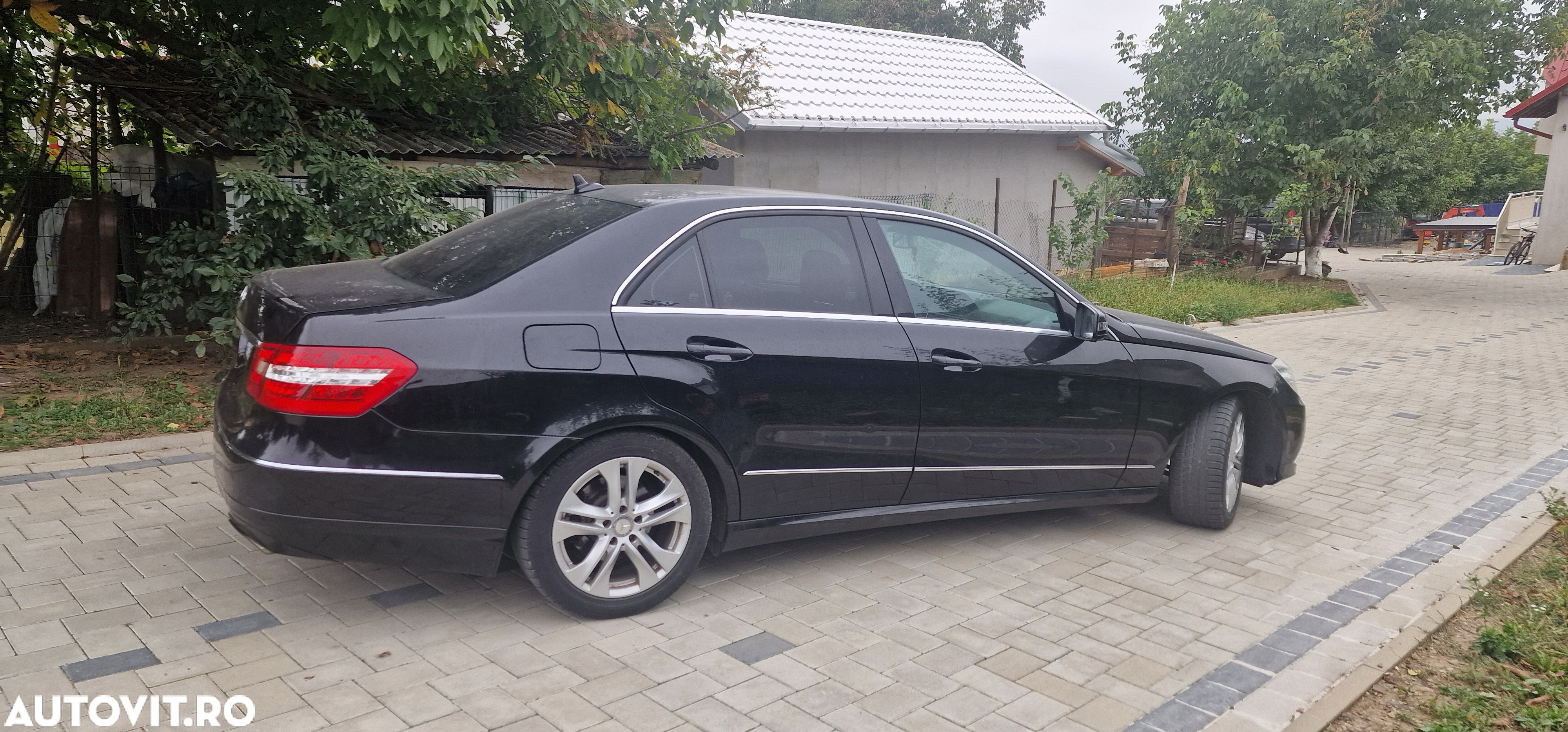Mercedes-Benz E 220 CDI BlueEfficiency Aut. - 4