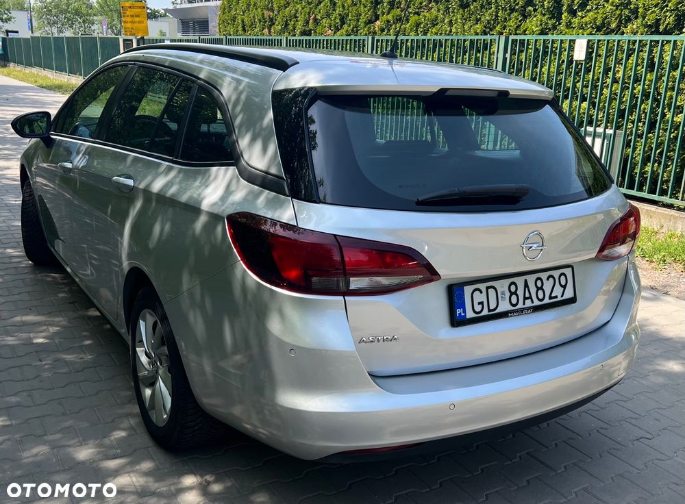 Opel Astra 1.2 T Edition S&S - 10