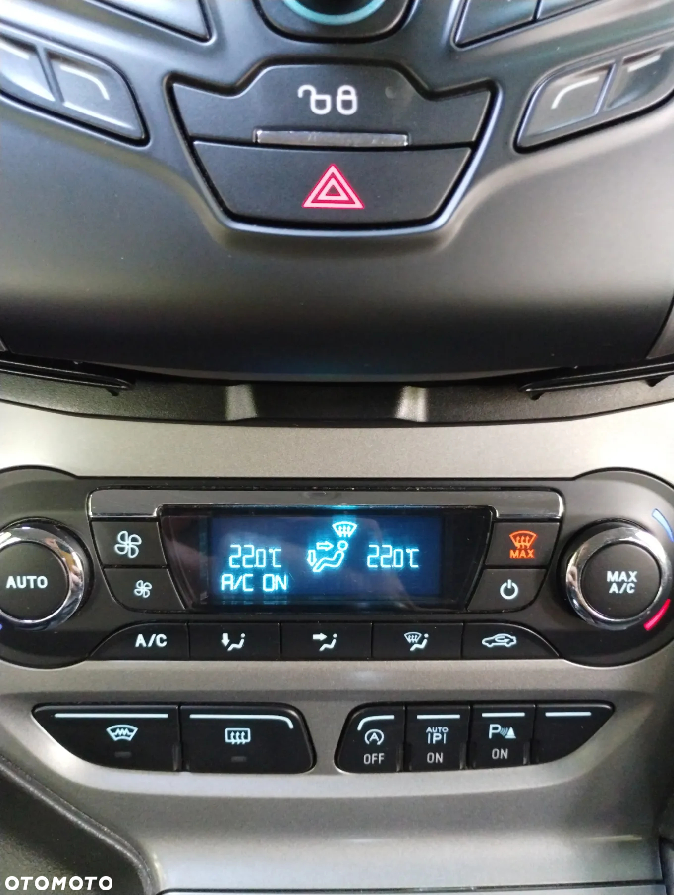 Ford Focus 1.6 EcoBoost Trend Sport - 19
