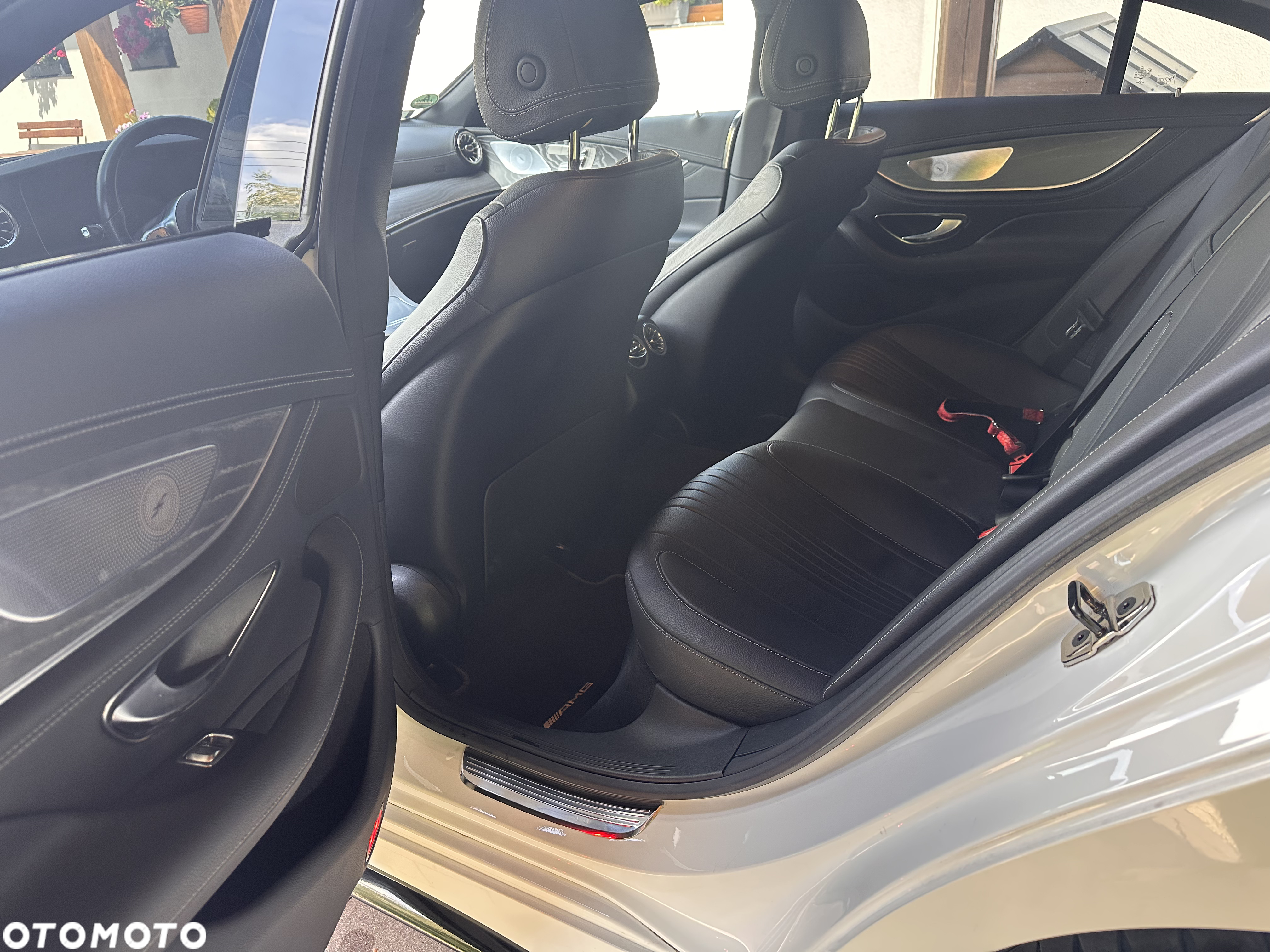 Mercedes-Benz CLS 350 9G-TRONIC - 23