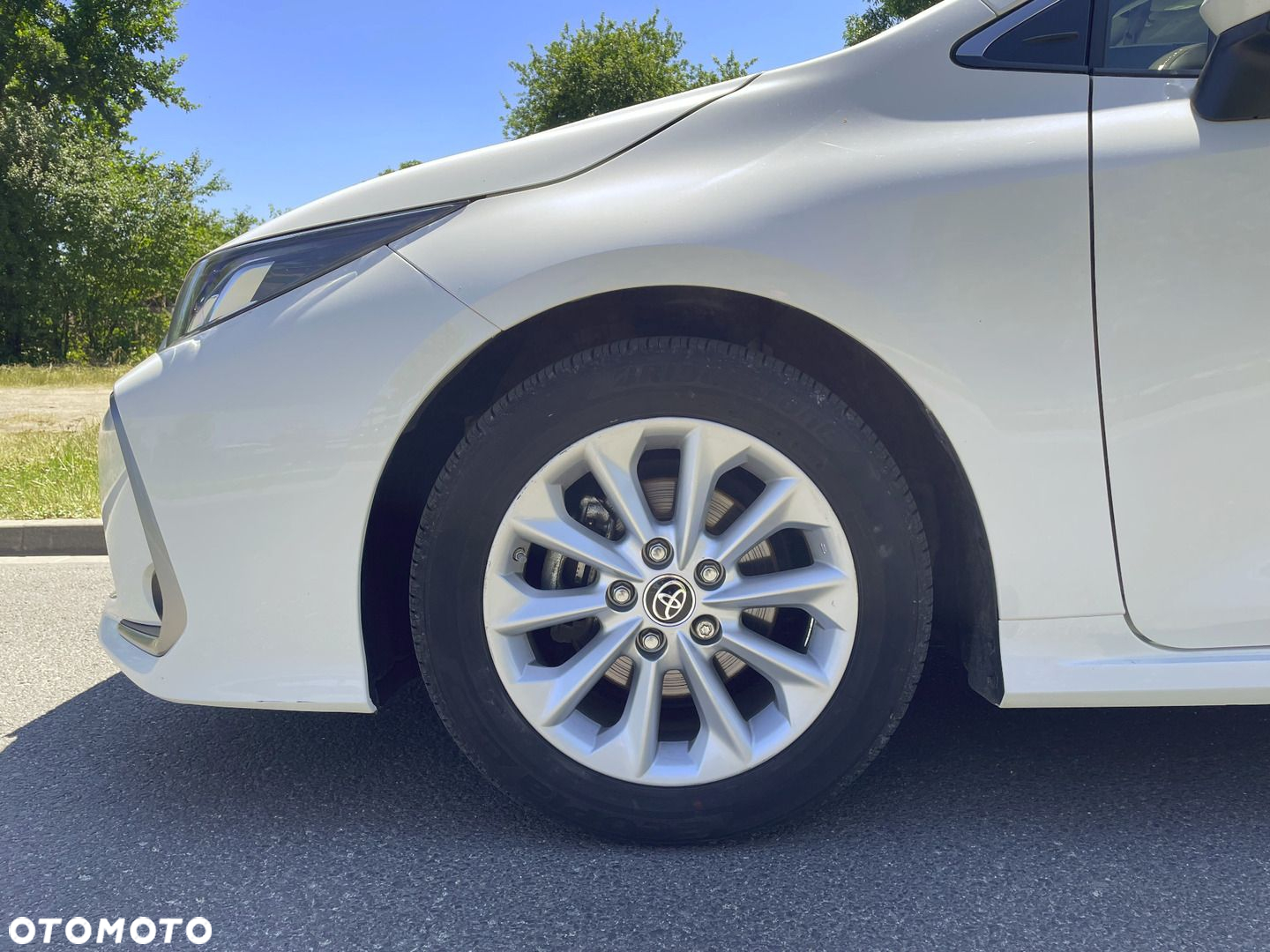 Toyota Corolla 1.8 Hybrid Comfort - 20