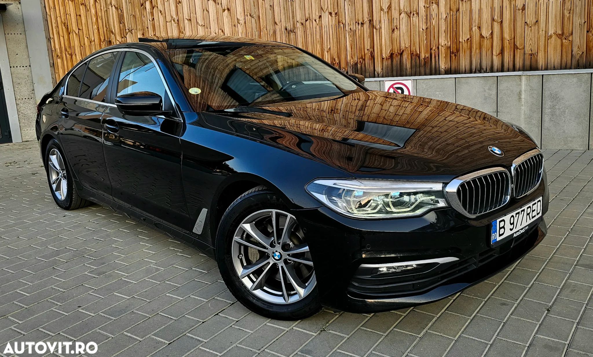 BMW Seria 5 530d xDrive AT - 1