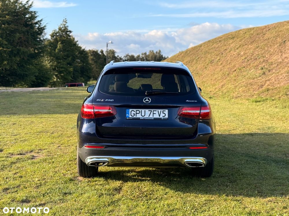 Mercedes-Benz GLC 250 4-Matic - 10