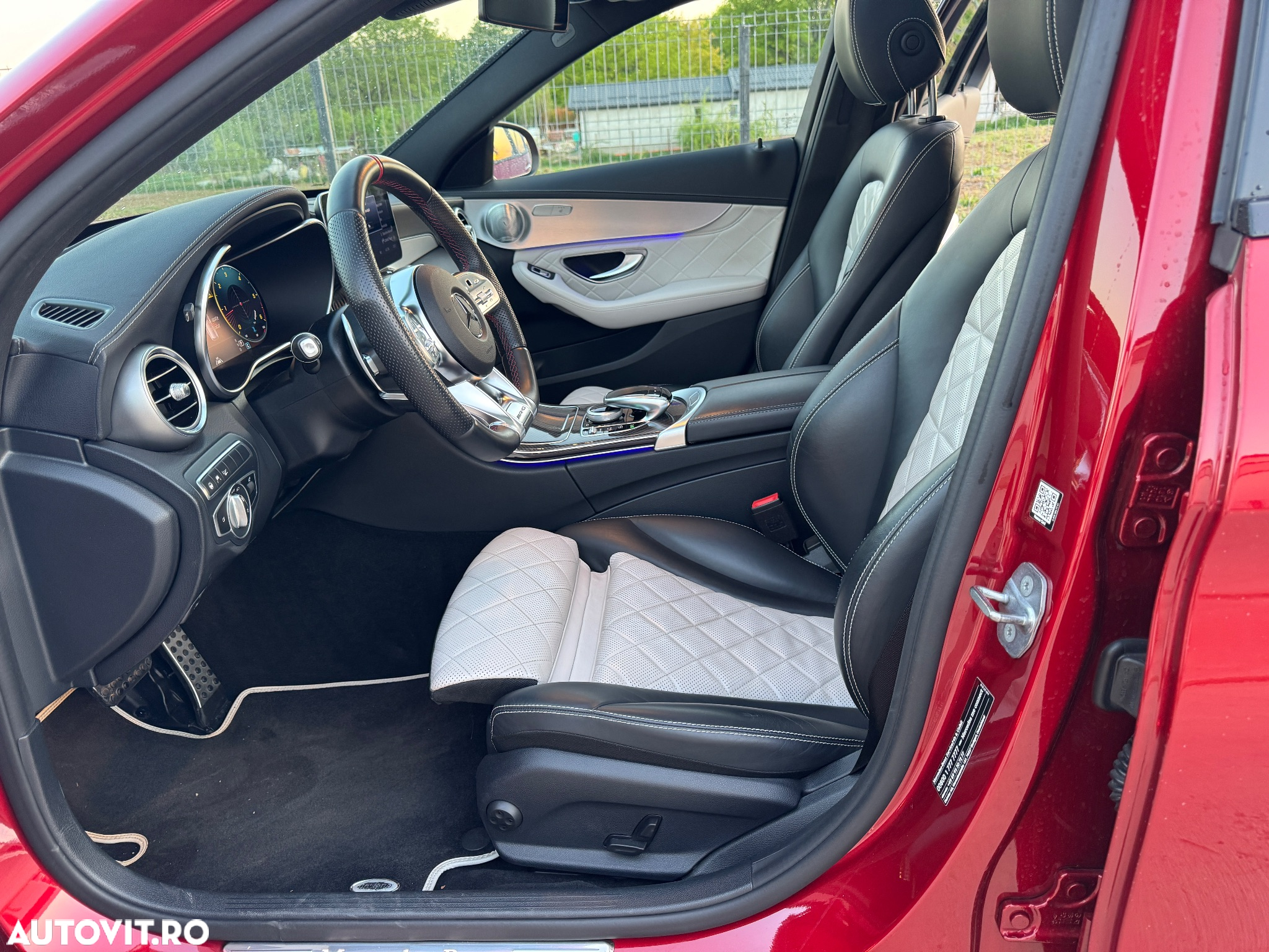 Mercedes-Benz C 220 d 4Matic 9G-TRONIC AMG Line - 15