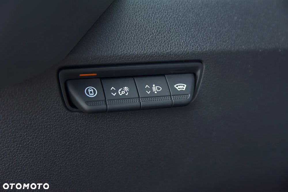 Renault MASTER Furgon FWD EXTRA 3,5T L3H2 2.0 dCi 170 Euro6X AT9 - 9