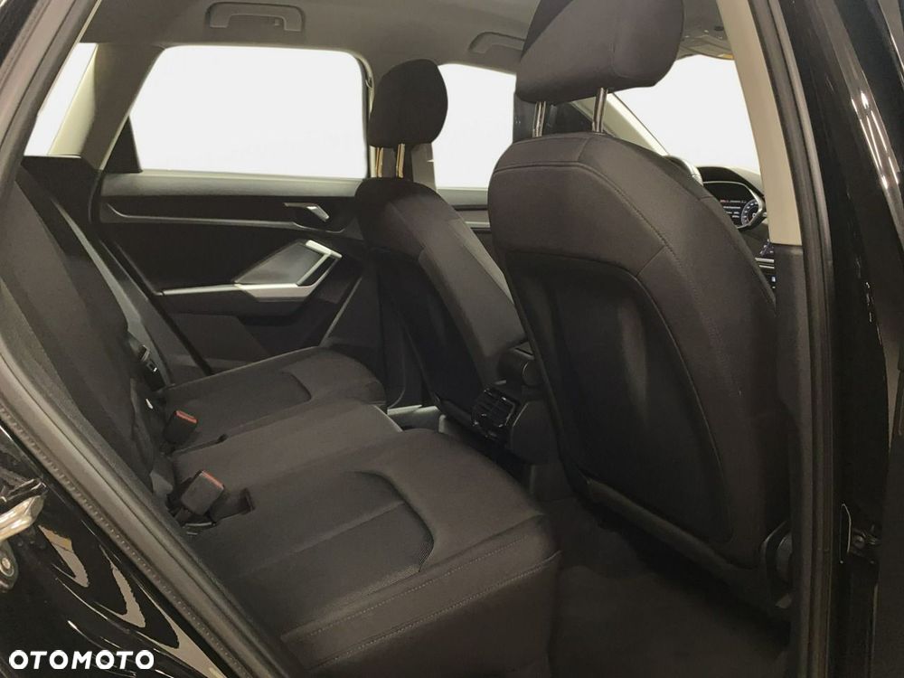 Audi Q3 - 16