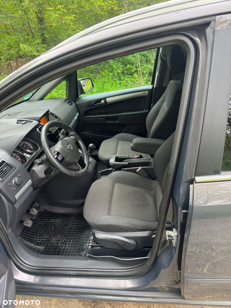 Opel Zafira 1.8 Design Edition - 11