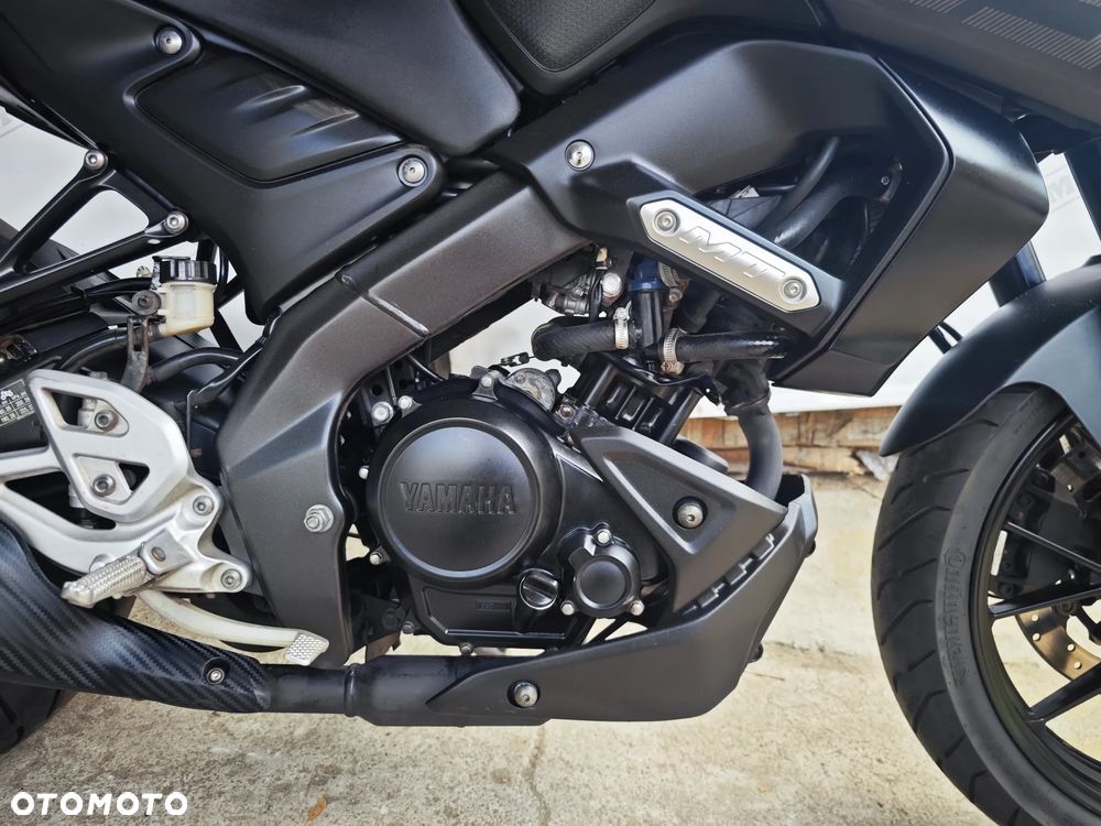 Yamaha MT - 12