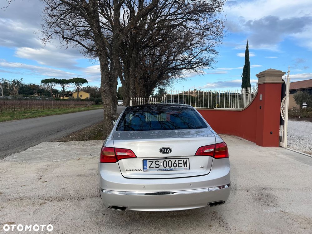Kia Cadenza - 6