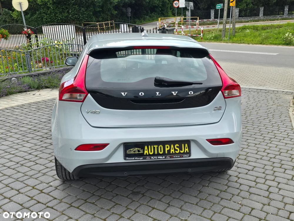 Volvo V40 D2 Summum - 15