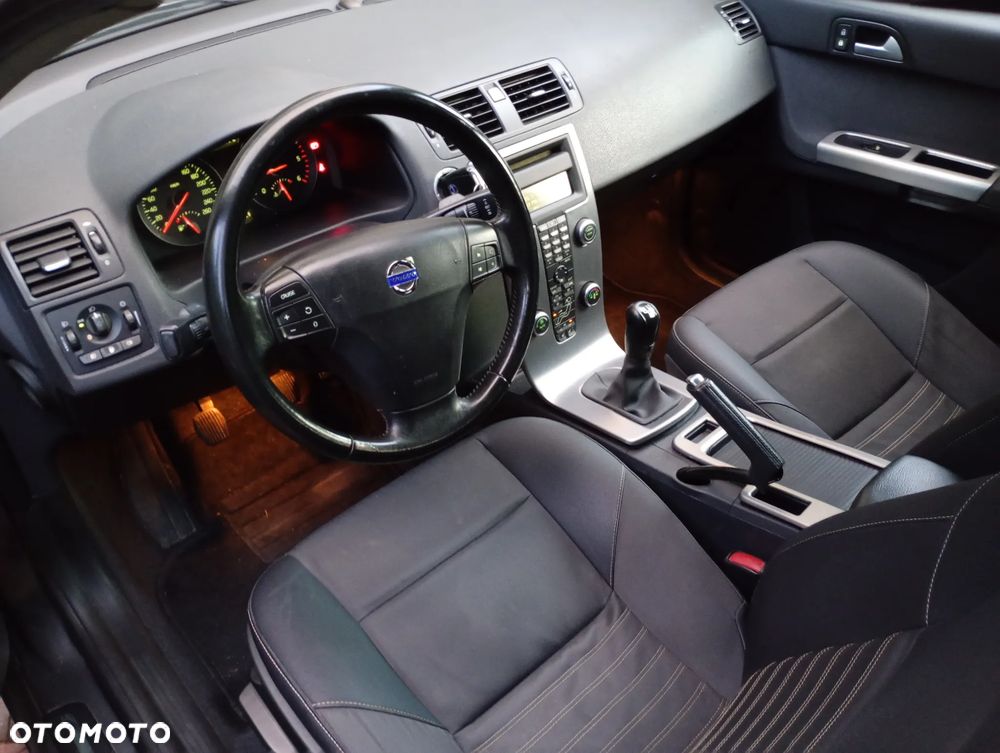 Volvo V50 2.0D R-Design Summum - 15