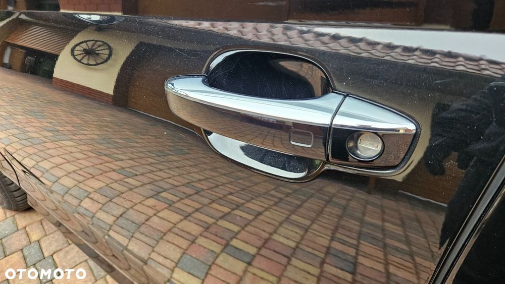 Audi A6 Avant 2.0 TDI ultra S tronic - 24