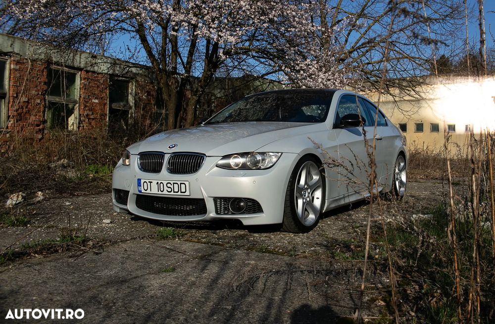 BMW Seria 3 325i Aut. M Sport Edition - 3