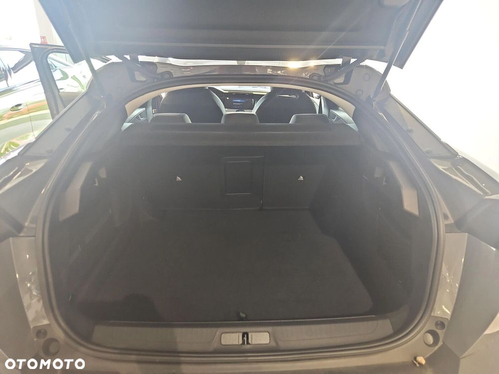 Peugeot 408 - 14