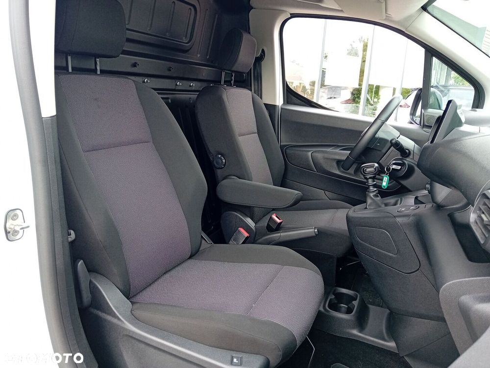 Toyota PROACE CITY - 23