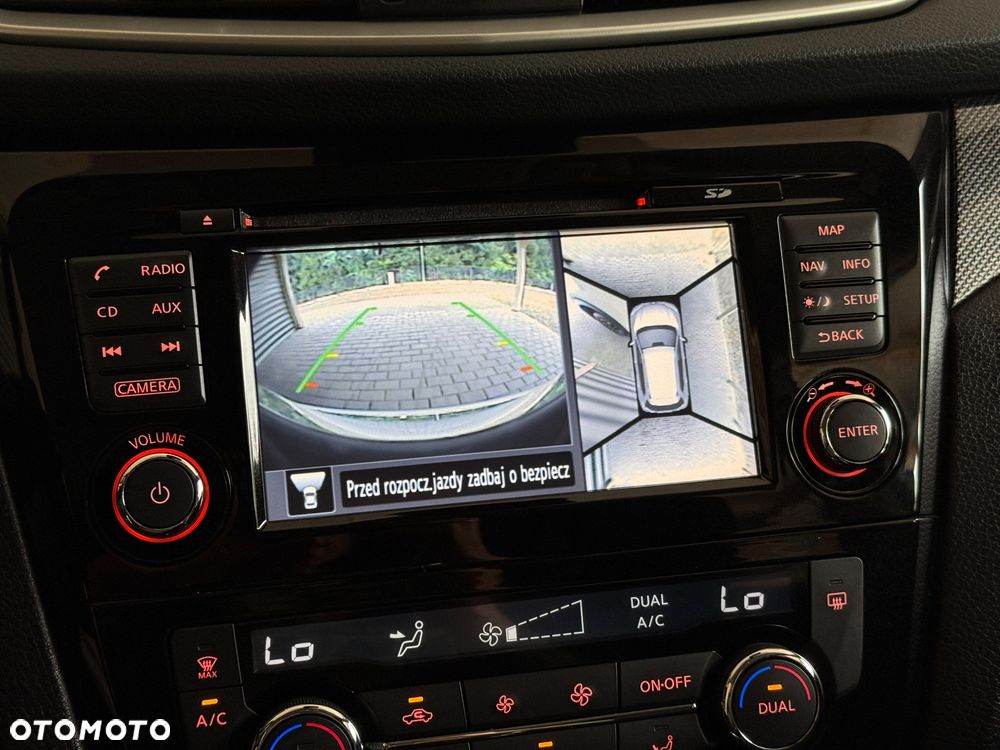 Nissan X-Trail 1.6 DIG-T N-Connecta - 36