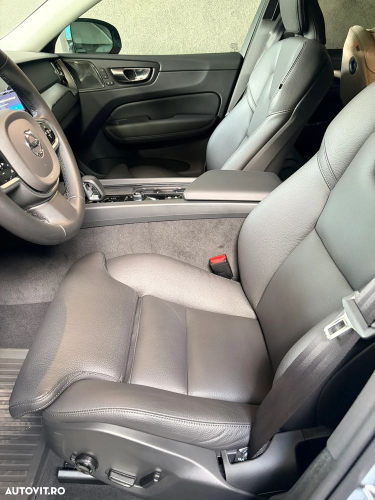 VOLVO XC60 2024 — imagine 7