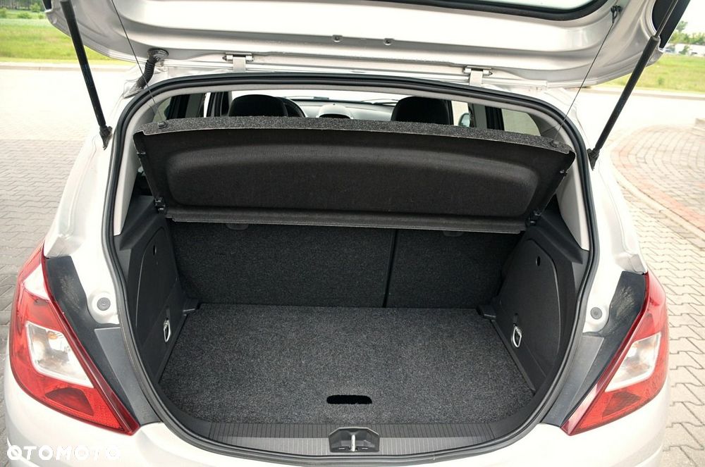 Opel Corsa - 19