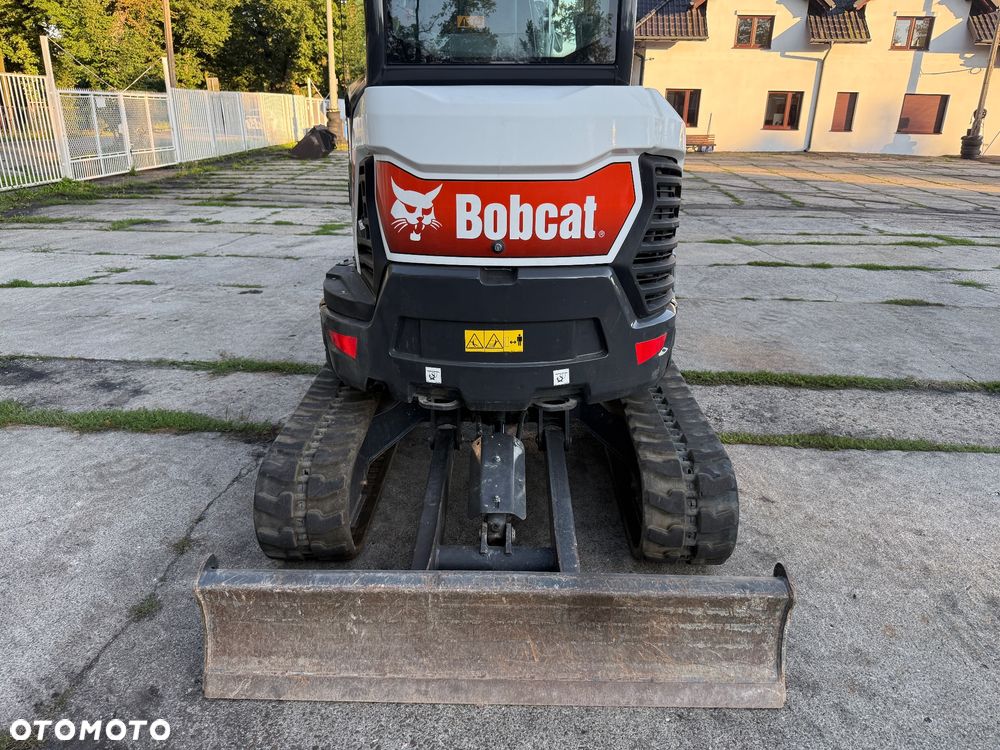 Bobcat Minikoparka E27z - 4