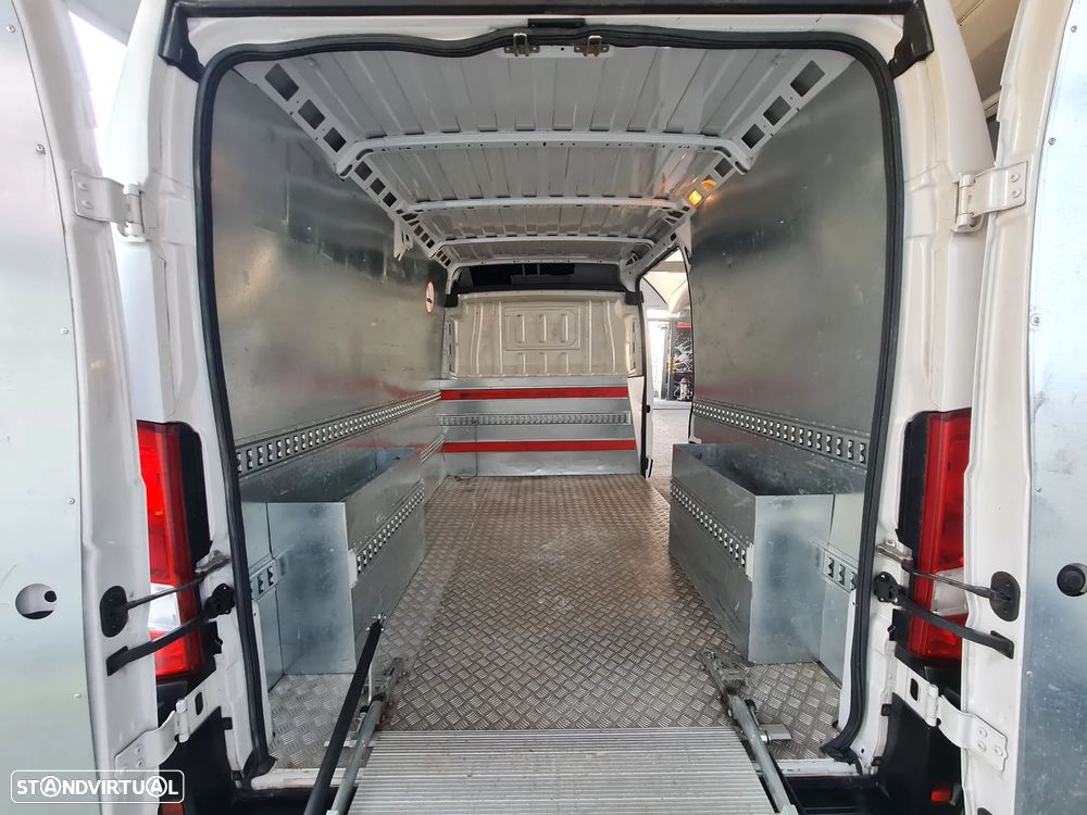 Citroën JUMPER 2.2 HDI L2H2 •2022 •GPS •CAMERA •c/IVA dedutível - 15