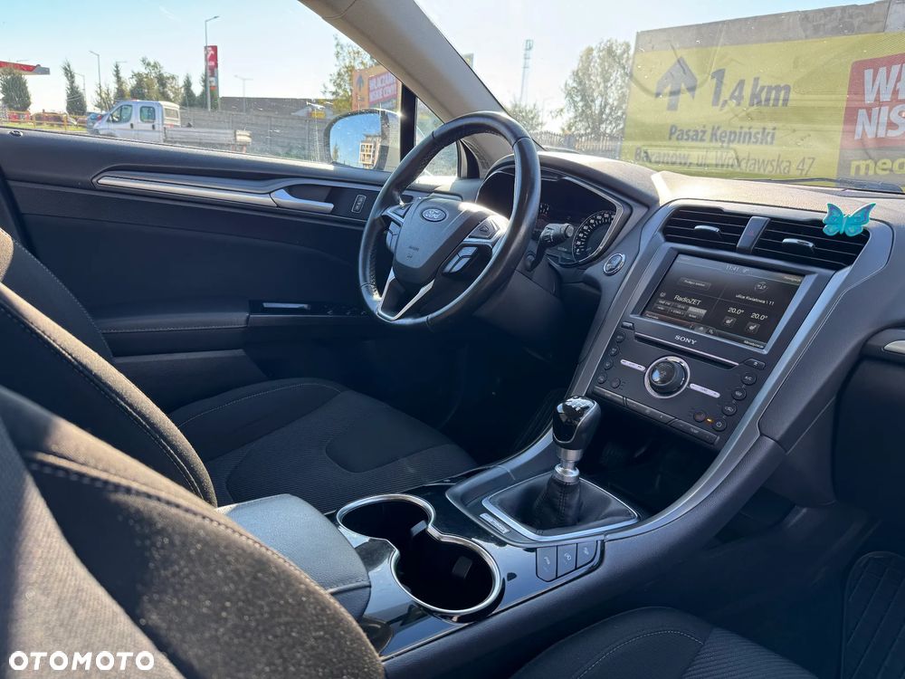 Ford Mondeo 2.0 TDCi STart-Stopp Vignale - 13