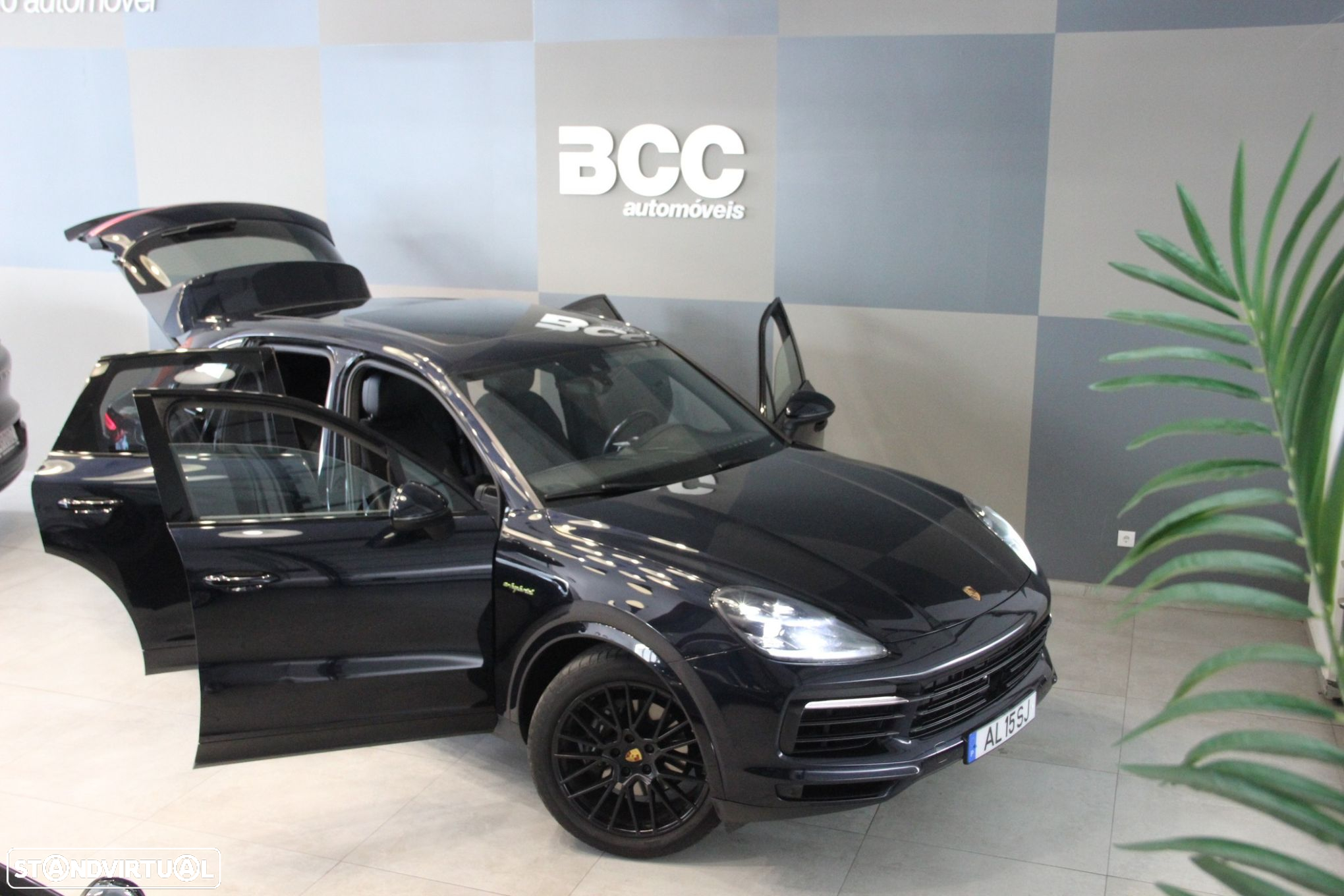 Porsche Cayenne E-Hybrid Platinum Edition - 3