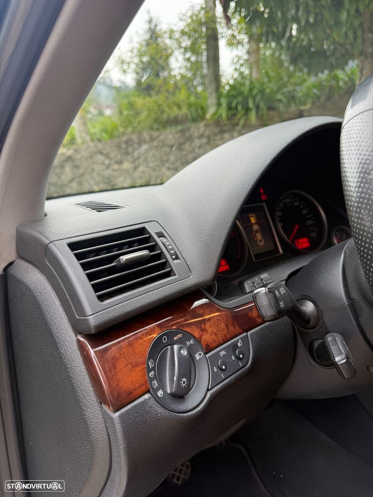 Audi A4 Avant 2.0 TDI S-line - 12