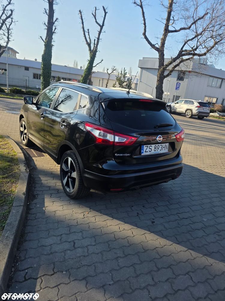Nissan Qashqai - 14