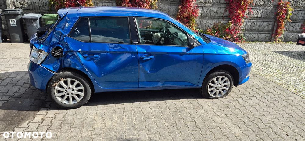 Skoda Fabia 2016 photo 4