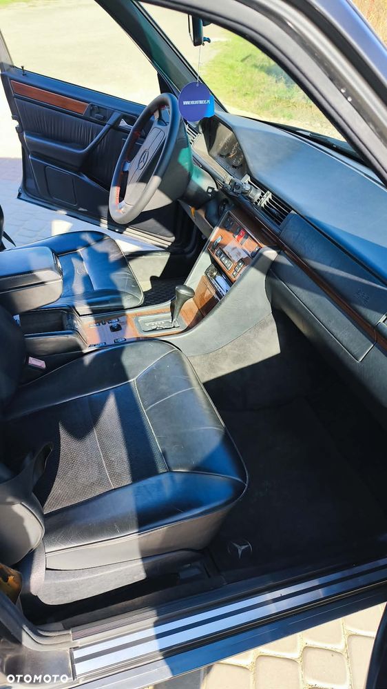 Mercedes-Benz Klasa E 320 Avantgarde - 22