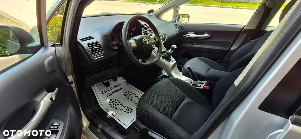 Toyota Auris 1.6 Valvematic Edition - 20