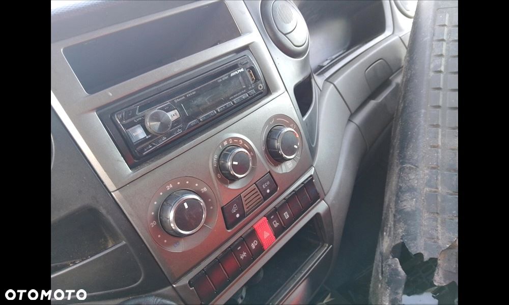 Iveco DAILY 35C15 3,0 - 17