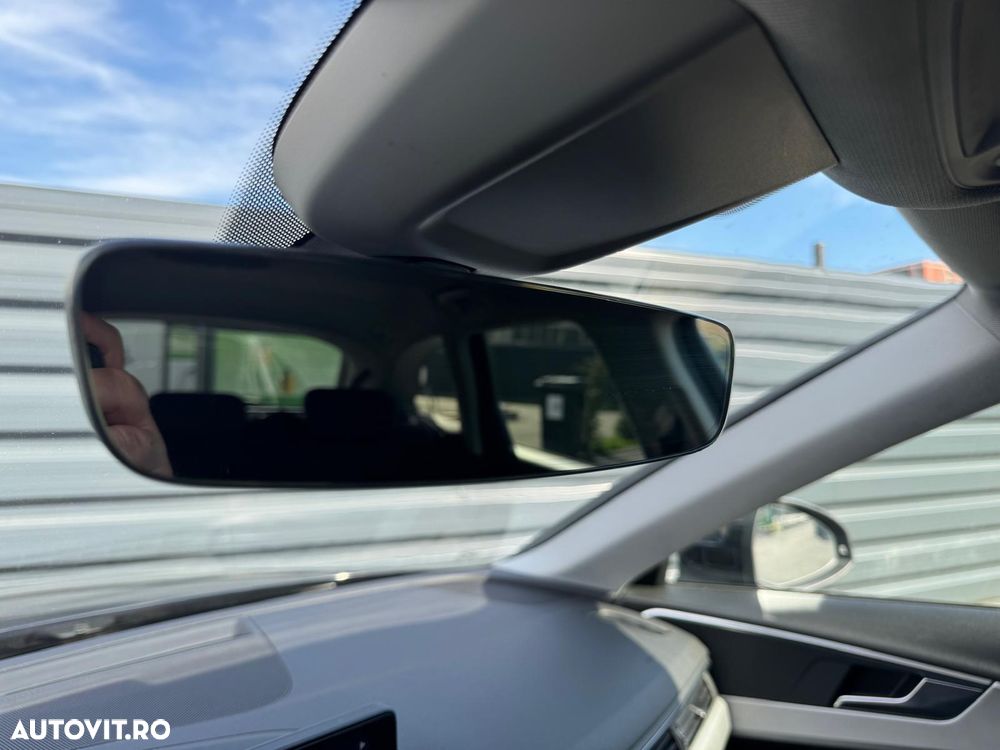 Audi A4 2.0 TDI S tronic quattro - 17