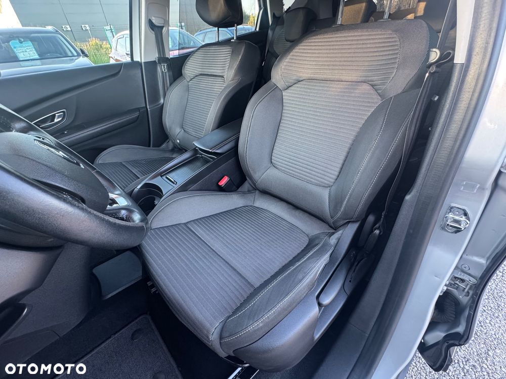 Renault Scenic TCe 140 GPF EDC LIMITED - 15