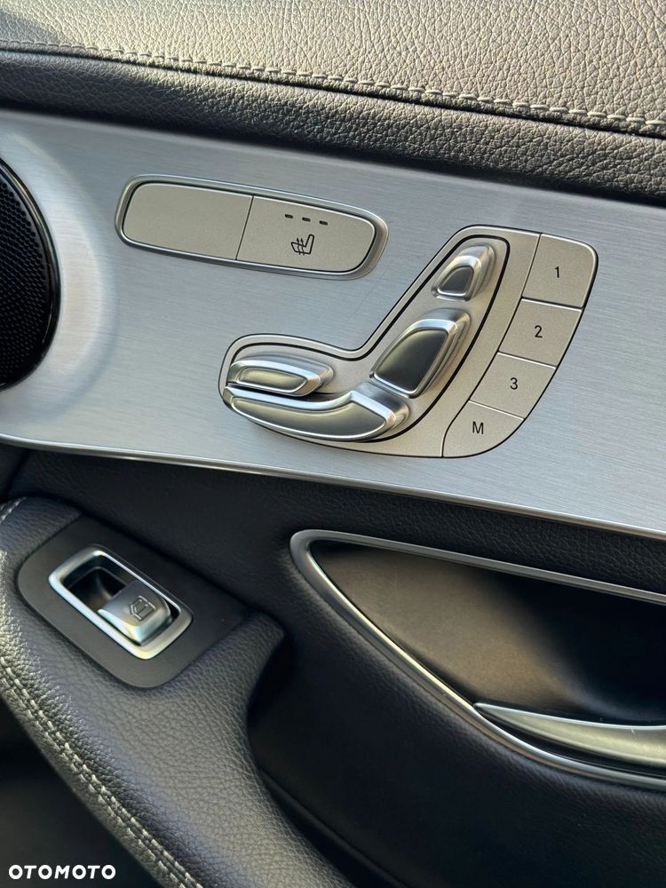 Mercedes-Benz GLC 350 d 4Matic 9G-TRONIC AMG Line - 9