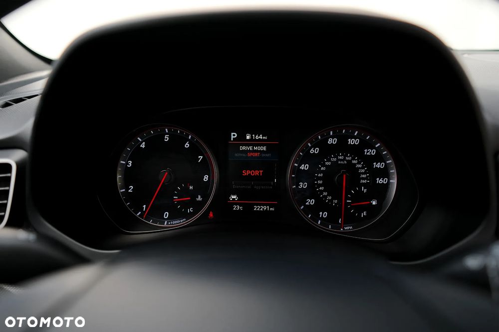 Hyundai Veloster - 30