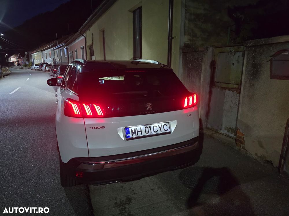 Peugeot 3008 1.2 PureTech 130 EAT8 GT - 24