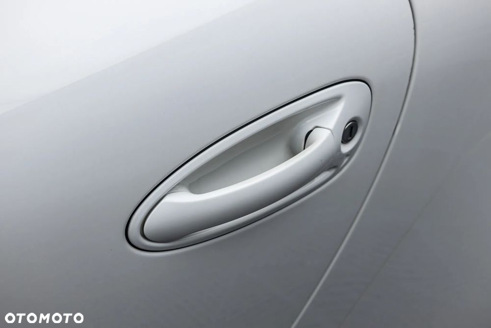 Porsche 911 Carrera Tiptronic S - 37