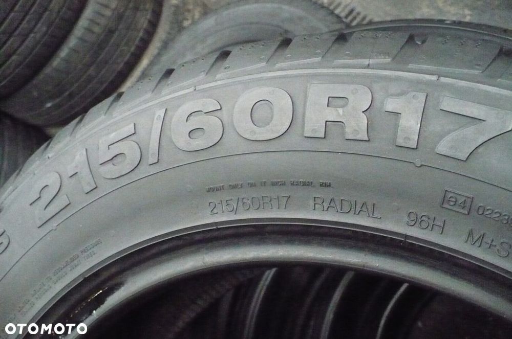 2x CONTINENTAL 4x4 WinterContact 215/60R17 5,5mm - 2