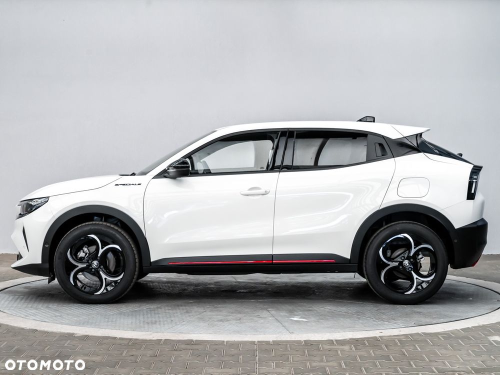 Alfa Romeo Junior ver-1-2-mhev-ibrida-q4-edct - 3