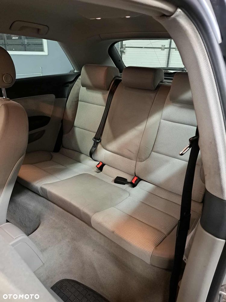 Audi A3 3-drzwiowe 1.6 Ambiente - 5