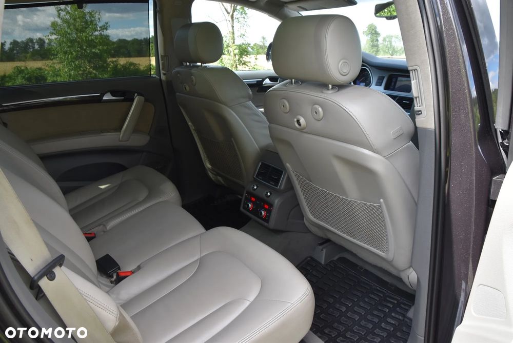 Audi Q7 - 17