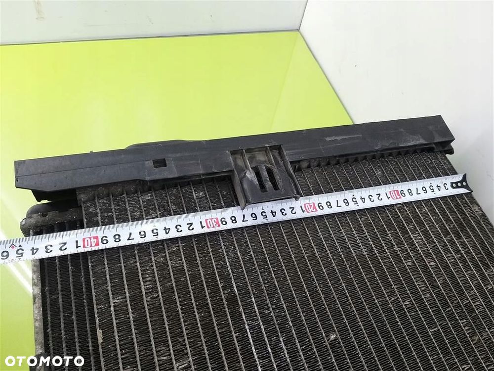 Chłodnica z wentylatorem KLIMATYZACJA BMW Seria 1 E87 2004-2013 2.0B 122KM - 9