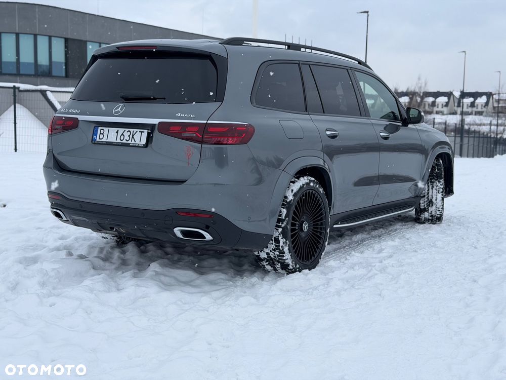 Mercedes-Benz GLS - 22