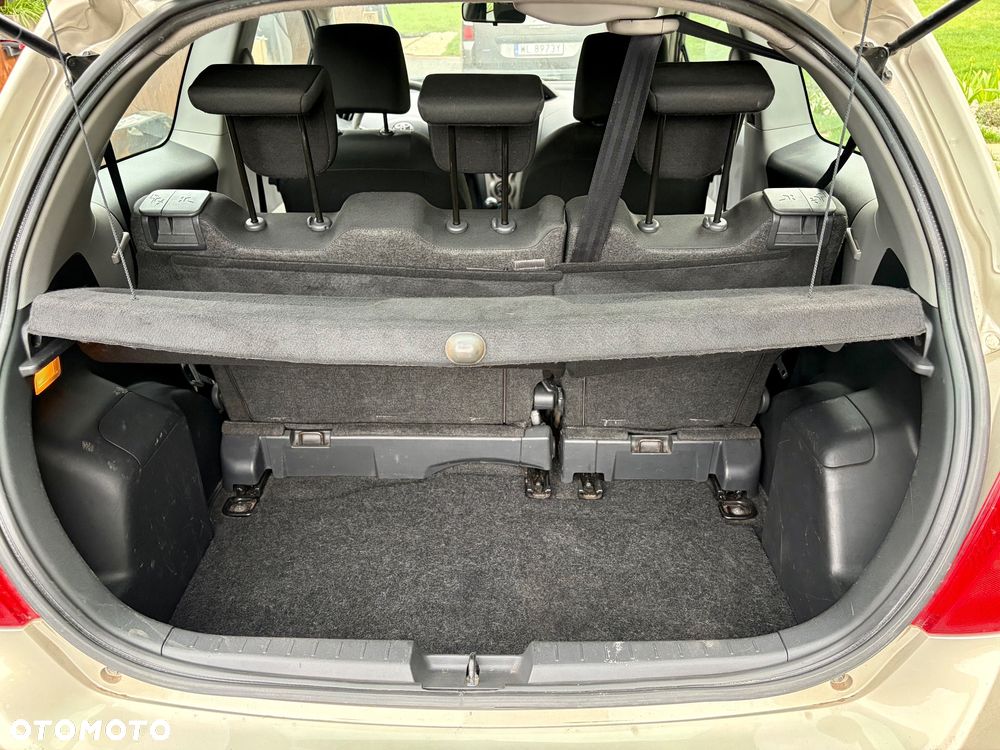 Toyota Yaris 1.33 Luna - 18