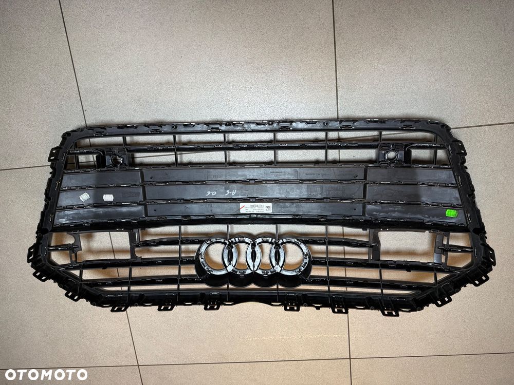 Grill Atrapa Audi A6 C8 S-line 4K0853651C - 4